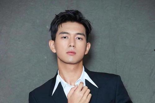 李现最新爆料王一博,揭秘两位当红小生的幕后故事与精彩瞬间